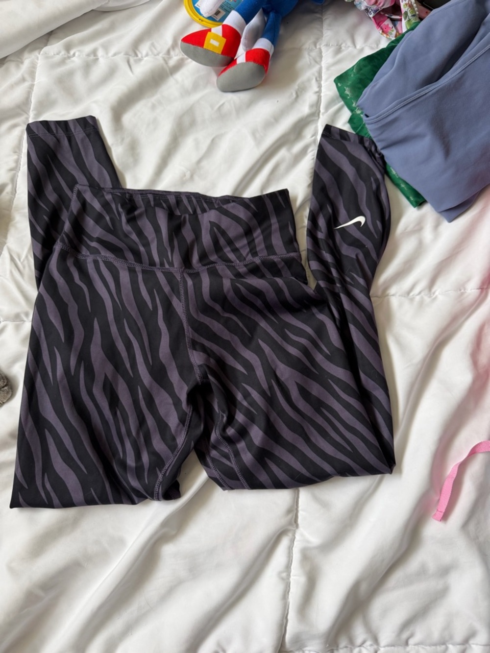 Nike Black & purple  Zebra Print Leggings